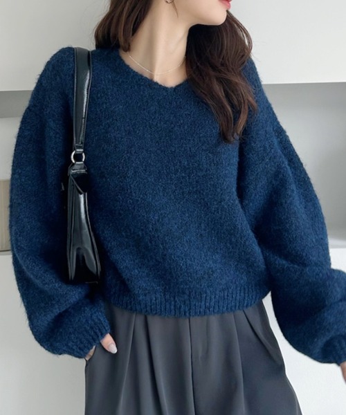 Ada.(エイダ)の「ふんわりタッチ メランジが可愛い Vネック ゆるフワニット【ada1745 リニューアルver 】(ニット/セーター・レディース・グレー/レッド/ネイビー/ライトベージュ/ブラウン・FREE)」の6枚目の写真