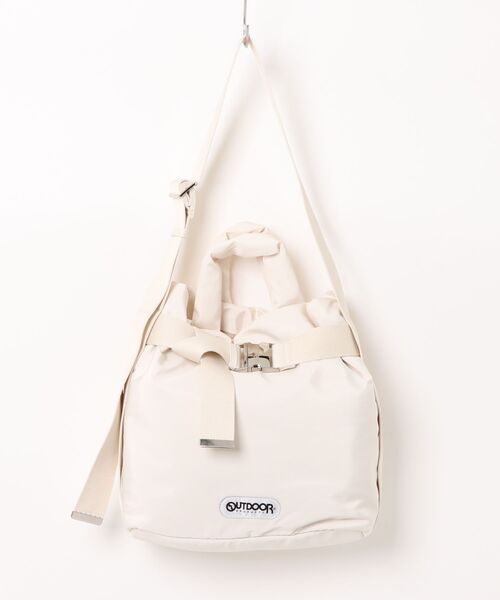 OUTDOOR PRODUCTS(アウトドアプロダクツ)の「【OUTDOOR PRODUCTS / アウトドアプロダクツ】2way Belt Tote Bag / ナイロン ベルトトートバッグ(トートバッグ・メンズ・アイボリー/ブラック/シルバー/ブラウン・FREE)」の2枚目の写真