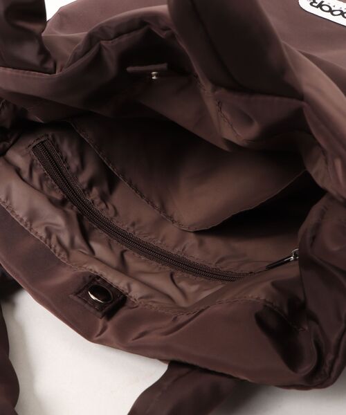OUTDOOR PRODUCTS(アウトドアプロダクツ)の「【OUTDOOR PRODUCTS / アウトドアプロダクツ】2way Belt Tote Bag / ナイロン ベルトトートバッグ(トートバッグ・メンズ・アイボリー/ブラック/シルバー/ブラウン・FREE)」の7枚目の写真