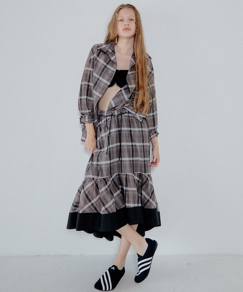 LE CIEL BLEU（ルシェルブルー）の「シアープレイドスカート / Sheer Plaid Skirt（シャツ/ブラウス・レディース・ブラウン/ブラック・36）」の2枚目の写真