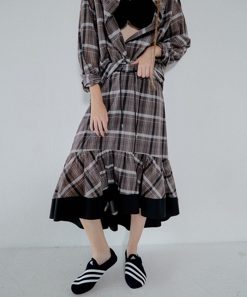 LE CIEL BLEU（ルシェルブルー）の「シアープレイドスカート / Sheer Plaid Skirt（シャツ/ブラウス・レディース・ブラウン/ブラック・36）」の7枚目の写真