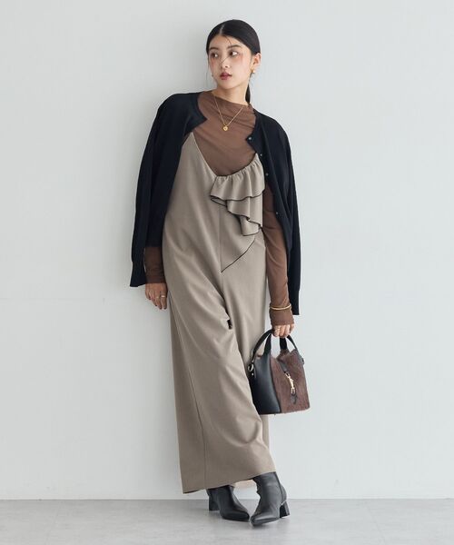 YECCA VECCA(イェッカヴェッカ)の「【UVカット】クルーネックカーディガン(カーディガン/ボレロ・レディース・レッド/アイボリー/ダークベージュ/ブラック・FREE)」の19枚目の写真