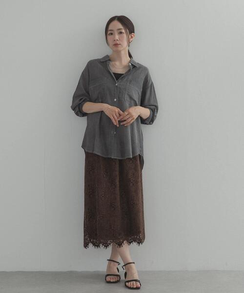 URBAN RESEARCH DOORS（アーバンリサーチドアーズ）の「シアーデニムシャツ｜羽織り/日除け/冷房対策/カジュアル/通勤（シャツ/ブラウス・レディース・ブラック/インディゴブルー・FREE）」の8枚目の写真