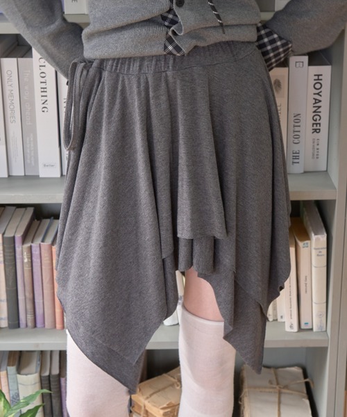 Birthday room(バースデイルーム)の「アシンメトリースカート/Asymmetrical skirt(スカート・レディース・グレー/ブラック・FREE)」の10枚目の写真