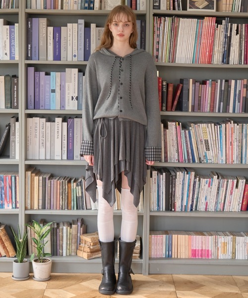 Birthday room(バースデイルーム)の「アシンメトリースカート/Asymmetrical skirt(スカート・レディース・グレー/ブラック・FREE)」の13枚目の写真