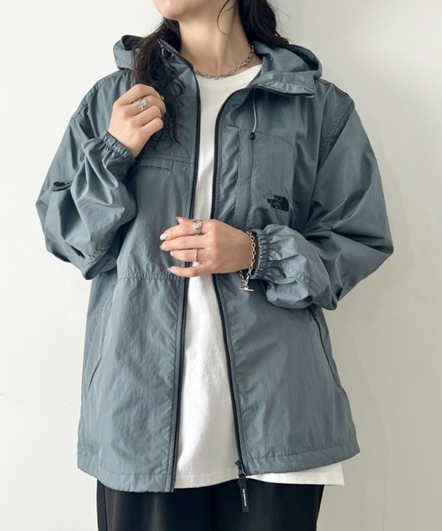 THE NORTH FACE(ザノースフェイス)の「THE NORTH FACE(ザ・ノースフェイス)/軽量 ライトアウター マウンテンジャケット デイキャンプジャケット ロゴ刺繍/DAYCAMP JACKET(ブルゾン・レディース・ブラック/ライトグレー/ライラック/ダークブルー・M/L/XXL/XL)」の3枚目の写真