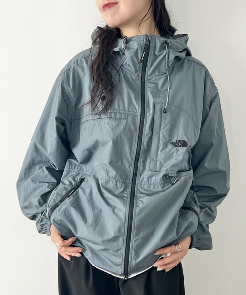 THE NORTH FACE(ザノースフェイス)の「THE NORTH FACE(ザ・ノースフェイス)/軽量 ライトアウター マウンテンジャケット デイキャンプジャケット ロゴ刺繍/DAYCAMP JACKET(ブルゾン・レディース・ブラック/ライトグレー/ライラック/ダークブルー・M/L/XXL/XL)」の17枚目の写真