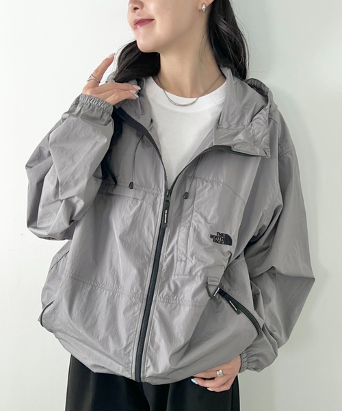 THE NORTH FACE(ザノースフェイス)の「THE NORTH FACE(ザ・ノースフェイス)/軽量 ライトアウター マウンテンジャケット デイキャンプジャケット ロゴ刺繍/DAYCAMP JACKET(ブルゾン・レディース・ブラック/ライトグレー/ライラック/ダークブルー・M/L/XXL/XL)」の5枚目の写真