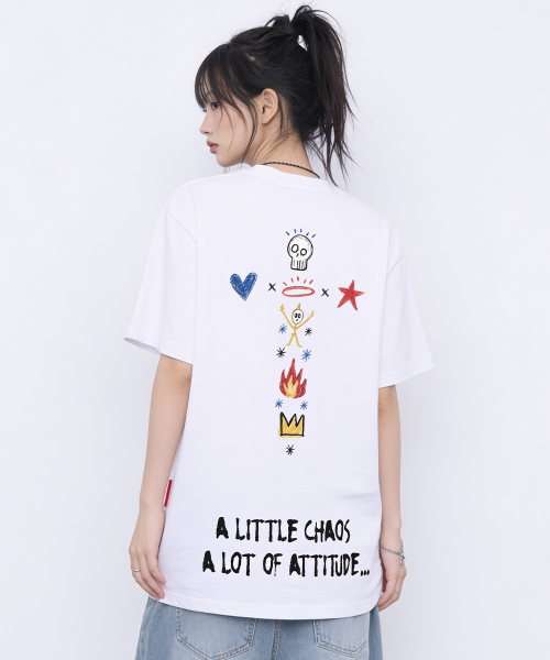 ARTISTWEAR（アーティストウェア）の「[ATW] カオススケッチ半袖Tシャツ - 2COLOR（Tシャツ/カットソー・レディース・ホワイト/ブラック・SMALL/MEDIUM/LARGE/X-LARGE/XX-LARGE/XXXX-LARGE）」の4枚目の写真