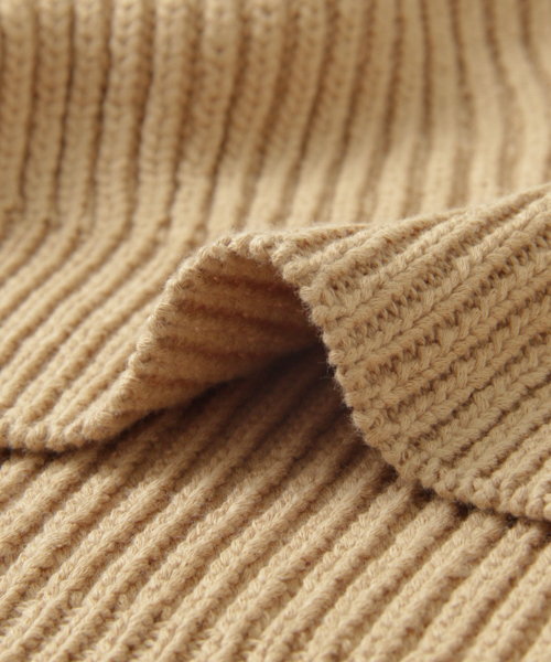 URBAN RESEARCH（アーバンリサーチ）の「UR ボトルネック畦ニットベスト（ベスト・レディース・オフホワイト/ベージュ/ネイビー・FREE）」の15枚目の写真