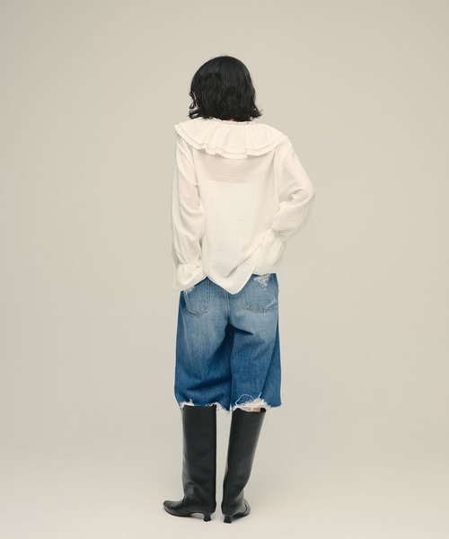eL(エル)の「【eL】Frill Lace Blouse/1066478(シャツ/ブラウス・レディース・ブラック/オフホワイト・FREE)」の4枚目の写真