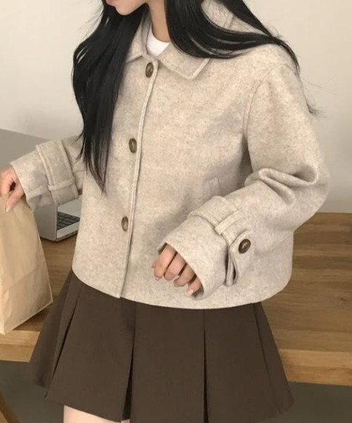 semplice(センプリチェ)の「ショートコート【韓国ファッション】(その他アウター・レディース・ベージュ/ブラウン・F)」の13枚目の写真