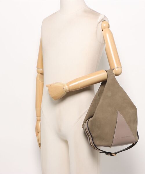 STELLA McCARTNEY(ステラマッカートニー)の「Appaloosa Small Bucket Bag / アパルーサ スモール バケットバッグ(トートバッグ・レディース・サンドベージュ・ONE SIZE)」の5枚目の写真