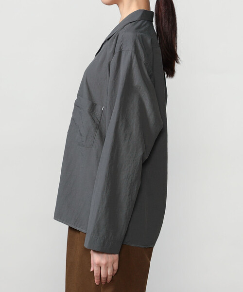 MORIKAGE SHIRT(モリカゲシャツ)の「MORIKAGE SHIRT KYOTO |〈別注〉オープンカラーシャツ WOMEN(シャツ/ブラウス・レディース・グレー/イエロー/グリーン系その他/アイボリー・S)」の20枚目の写真
