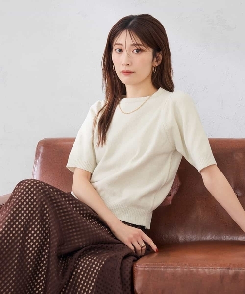 a.v.v(アーヴェヴェ)の「ラメベロアモールヤーンハーフスリーブトップス(ニット/セーター・レディース・アイボリー/ブラック・39)」の14枚目の写真