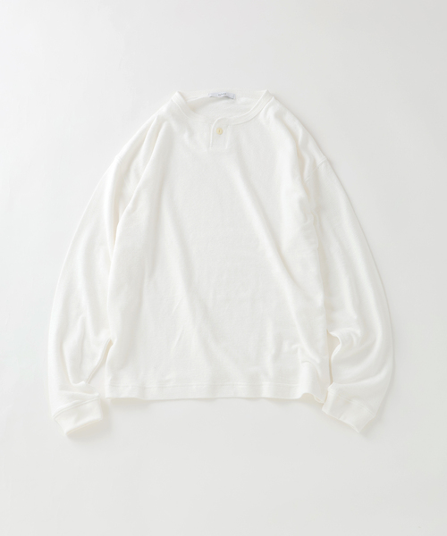 JOURNAL STANDARD relume(ジャーナルスタンダード レリューム)の「ブロック インレイ 1ボタン ヘンリーネック(Tシャツ/カットソー・メンズ・ホワイト/チャコールグレー/ネイビー・LARGE/MEDIUM)」の6枚目の写真