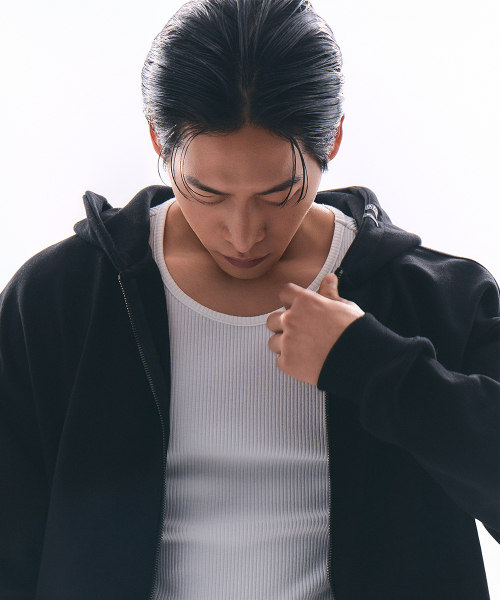 WAYDN（ウェイドゥン）の「[ALI] THE GREATEST オーバーサイズ フードジップアップ ブラック（ジャージ・メンズ・その他・LARGE/X-LARGE/XX-LARGE/MEDIUM）」の4枚目の写真