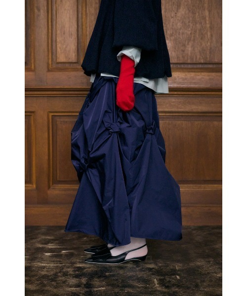 ENFOLD(エンフォルド)の「TACK VOLUME SKIRT(スカート・レディース・ダークブルー/ブラック・36/38)」の7枚目の写真