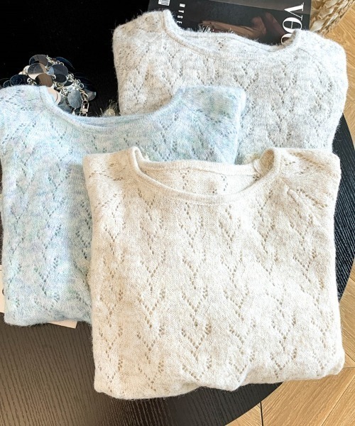AMAJI（アマジ）の「ウエストマーク クロシェ編み ニットトップス（ニット/セーター・レディース・グレー/ベージュ/ライトブルー・FREE）」の5枚目の写真