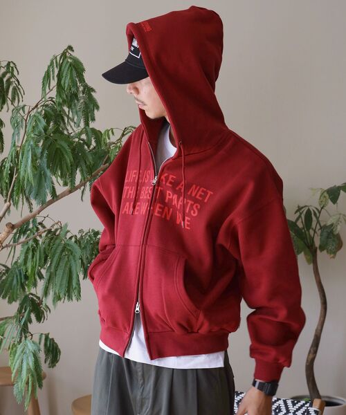 FFEIN(フェイン)の「*新色追加【FFEIN(フェイン)】ヘビーウエイトぼかしロゴ立体フードジップパーカー / パーカー 裏起毛 ジップ 刺繍 ロゴ フーディ ダブルジップ(パーカー・メンズ・ネイビー/ワイン/アッシュグレー/ダークブラウン/ブラック・MEDIUM/LARGE/SMALL)」の12枚目の写真