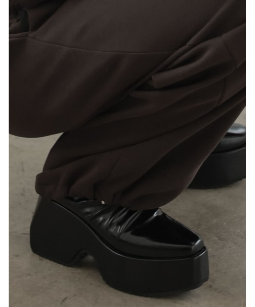 Re:EDIT（リエディ）の「[2026AW COLLECTION]裾コードドロストイージースウェットパンツ（その他パンツ・レディース・ブラック/ブラウン/グレー・MEDIUM）」の14枚目の写真