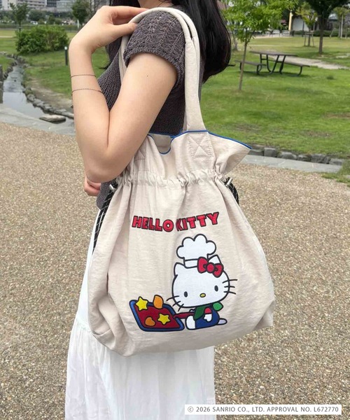 MONICA(モニカ)の「【MONICA×HELLO KITTY】パラコード巾着トート(トートバッグ・レディース・ブラック/アイボリー/グレイッシュベージュ・FREE)」の2枚目の写真