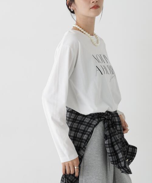 NANO universe(ナノユニバース)の「UVカット機能付ロゴプリントロングTシャツ(Tシャツ/カットソー・レディース・ホワイト/ブラウン/チャコール・FREE)」の18枚目の写真