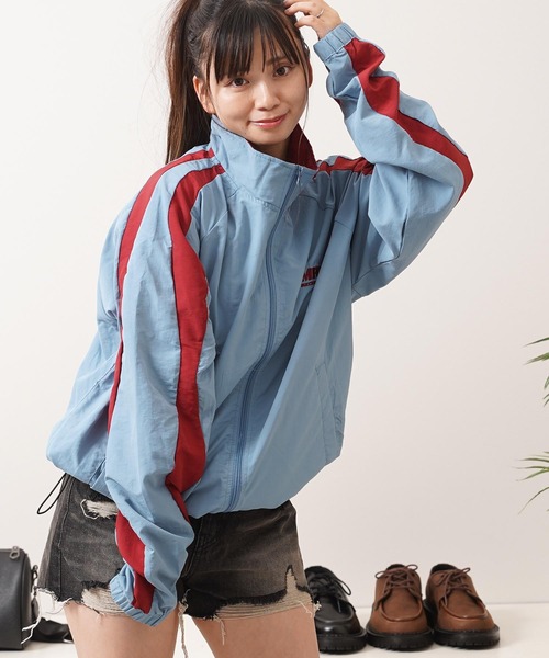 1111clothing(ワンフォークロージング)の「ウェーブ切替 ナイロンジャケット / Wave Switch Washed Nylon Track Jacket(ナイロンジャケット・メンズ・ブルー/サックスブルー/グレー・L/M)」の16枚目の写真