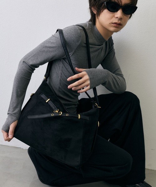 Shoowtime(ショウタイム)の「Grunge Metal Belt 2Way Bag / グランジ メタルベルト 2WAYバッグ(ショルダーバッグ・メンズ・ブラウン/ブラック・FREE)」の1枚目の写真