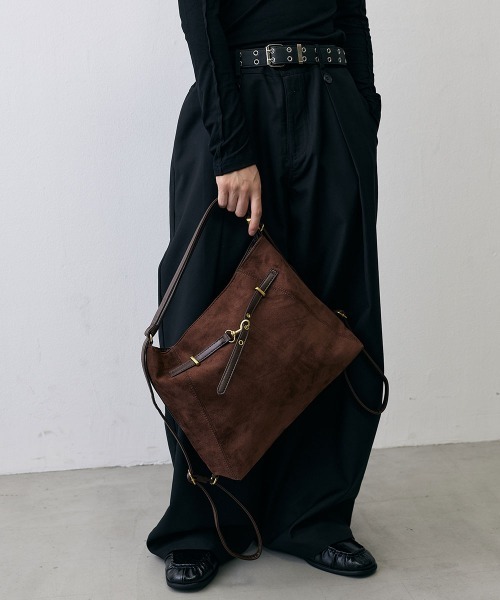 Shoowtime(ショウタイム)の「Grunge Metal Belt 2Way Bag / グランジ メタルベルト 2WAYバッグ(ショルダーバッグ・メンズ・ブラウン/ブラック・FREE)」の15枚目の写真