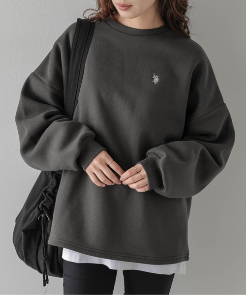 La-gemme(ラジェム)の「U.S. POLO ASSN. × La-gemme別注 ワンポイント刺繍裏起毛スウェット(スウェット・レディース・ブラック/モカ/チャコール/ベージュ/ネイビー/ブラウン/ライトグレー・フリー)」の3枚目の写真