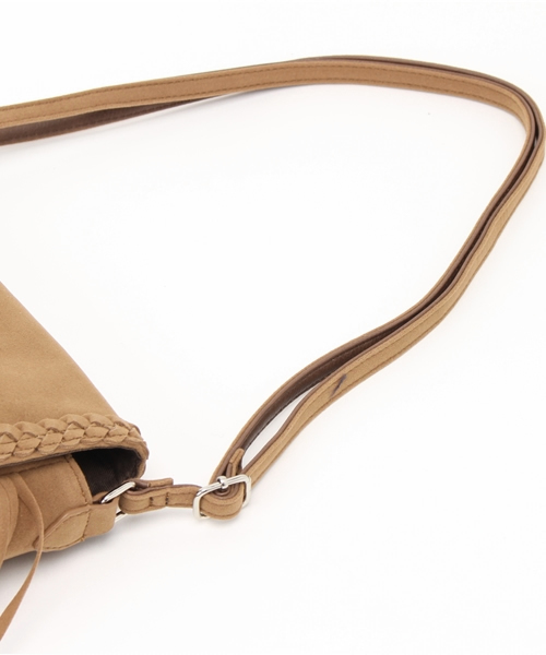 GUILD PRIME（ギルドプライム）の「【GUILD PRIME】WOMENS フェイクスエードフリンジバッグ（ショルダーバッグ・レディース・ベージュ/ブラウン・FREE）」の6枚目の写真