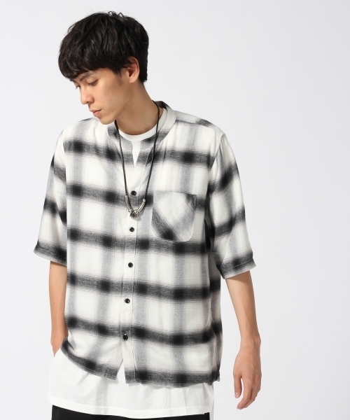 HARE(ハレ)の「チェックスキッパー5分袖(HARE)(シャツ/ブラウス・メンズ・オフホワイト/レッド/ブラック・MEDIUM/SMALL)」の2枚目の写真
