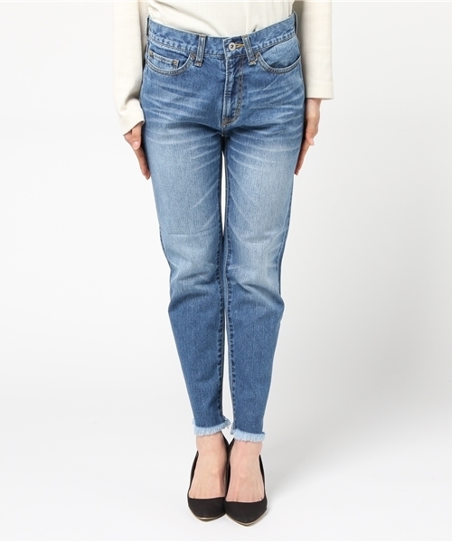 un dix cors（アンディコール）の「アンクルテーパードデニム（デニムパンツ・レディース・ブルー・38/36）」の2枚目の写真