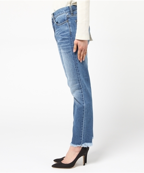 un dix cors（アンディコール）の「アンクルテーパードデニム（デニムパンツ・レディース・ブルー・38/36）」の3枚目の写真