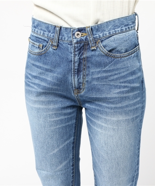 un dix cors（アンディコール）の「アンクルテーパードデニム（デニムパンツ・レディース・ブルー・38/36）」の5枚目の写真