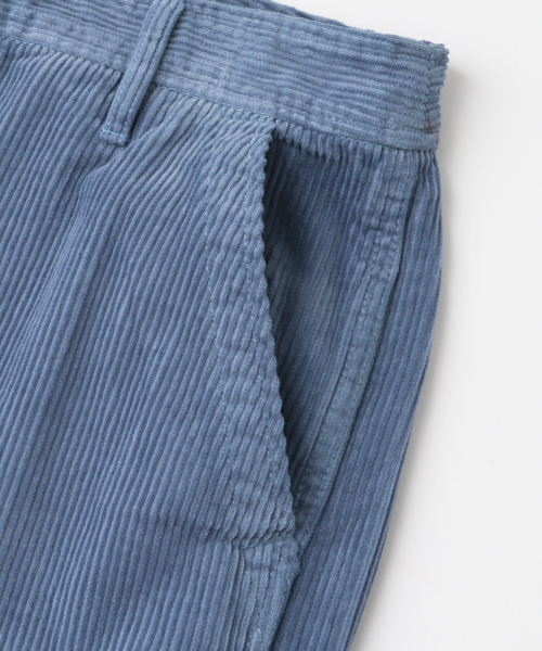URBAN RESEARCH Sonny Label(アーバンリサーチサニーレーベル)の「コーデュロイカットオフワイドパンツ(その他パンツ・メンズ・ネイビー/ブラウン/ブルー・MEDIUM/LARGE)」の17枚目の写真