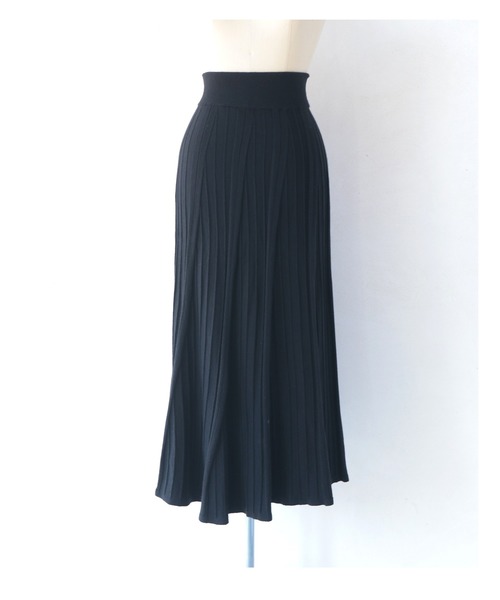 cawaii(カワイイ)の「着回し力抜群。冬の名脇役ニットスカート(スカート・レディース・グレー/ブラック/ブルー/ブラウン/アイボリー・M/XL)」の13枚目の写真