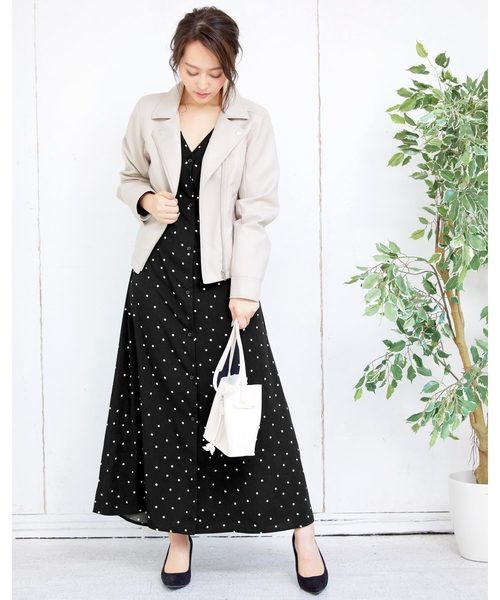 KOBE LETTUCE（コウベレタス）の「[小花柄/ドット柄/ギンガムチェック柄/無地]ガウンワンピにもなる2Wayぬき衿マキシ丈シャツワンピース（シャツワンピース・レディース・カーキ/ベージュ系その他/ホワイト系その他/ブラック系その他/その他1/その他2/その他3/ネイビー/ベージュ/グリーン/チェック・FREE）」の19枚目の写真