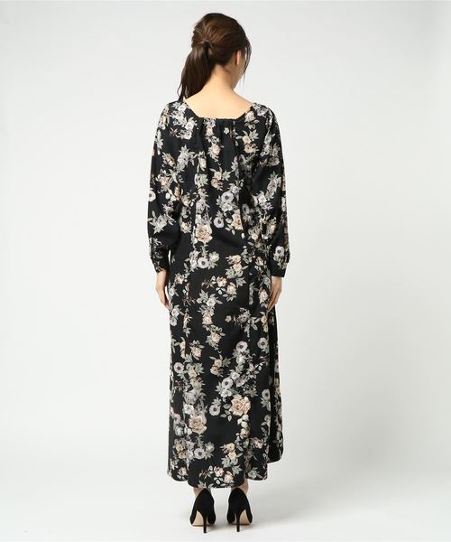 KOBE LETTUCE（コウベレタス）の「[小花柄/ドット柄/ギンガムチェック柄/無地]ガウンワンピにもなる2Wayぬき衿マキシ丈シャツワンピース（シャツワンピース・レディース・カーキ/ベージュ系その他/ホワイト系その他/ブラック系その他/その他1/その他2/その他3/ネイビー/ベージュ/グリーン/チェック・FREE）」の16枚目の写真