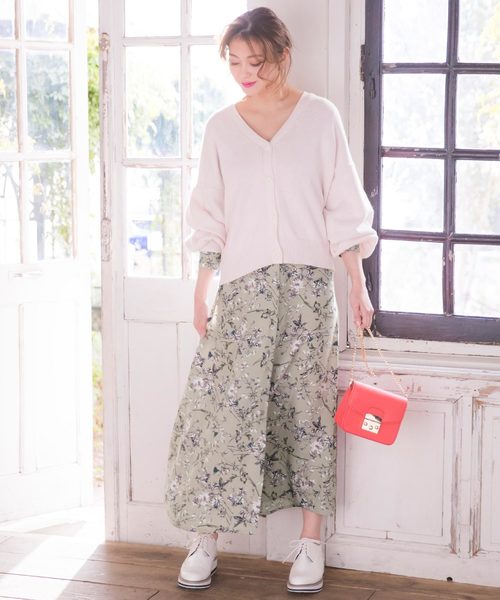 KOBE LETTUCE（コウベレタス）の「[小花柄/ドット柄/ギンガムチェック柄/無地]ガウンワンピにもなる2Wayぬき衿マキシ丈シャツワンピース（シャツワンピース・レディース・カーキ/ベージュ系その他/ホワイト系その他/ブラック系その他/その他1/その他2/その他3/ネイビー/ベージュ/グリーン/チェック・FREE）」の4枚目の写真