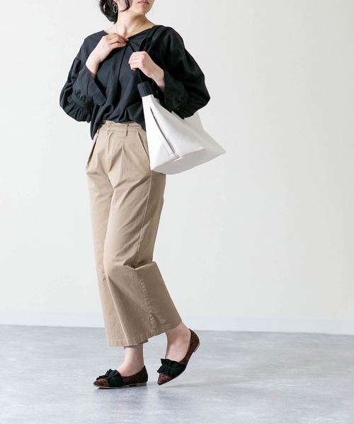 menue(メヌエ)の「イイ女ポインテッド ポインテッドトゥ フリル パンプス(パンプス・レディース・ブラック/ネイビー/グレー系その他/グレイッシュベージュ/ピンク/ホワイト/レッド/ブラック系その他/ピンク系その他/グレー系その他2/ピンクベージュ/ダークグレー/ワインレッド/その他/ライトグレー/チェック/その他1/チャコール/グレー/レオパード・24.5cm/22.0cm/23.0cm/25.0cm/22.5cm/23.5cm/24.0cm/21.5cm/25.5cm/26.0cm/21.0cm/26.5cm)」の22枚目の写真
