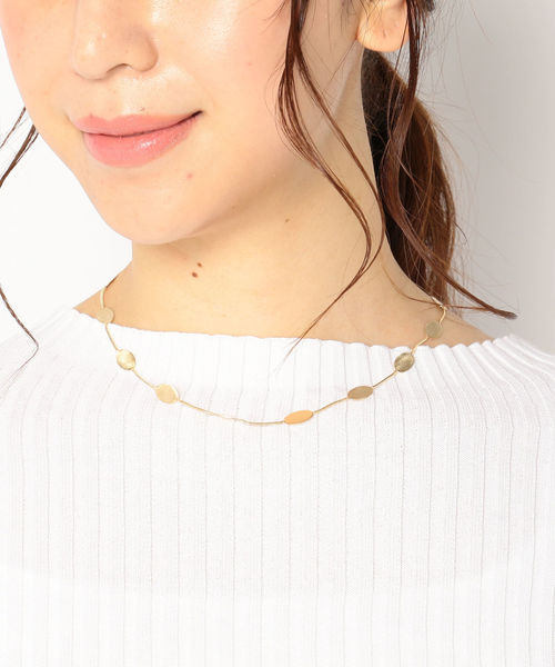 SHIPS（シップス）の「EneidaFranca:プレートショートネックレス（ネックレス・レディース・ゴールド・ONE SIZE）」の3枚目の写真