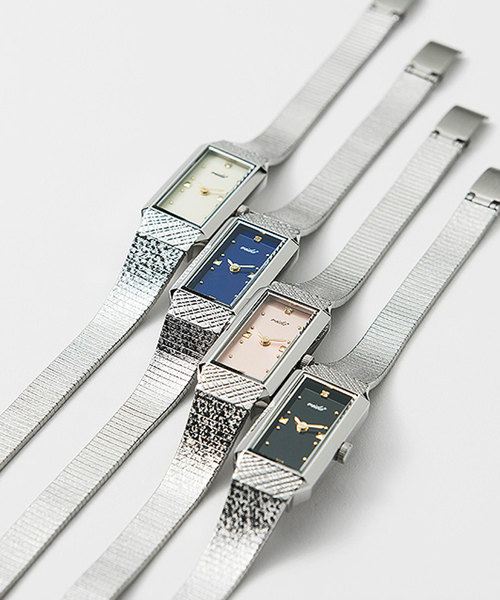 VIDA+(ヴィーダプラス)の「ヴィーダプラス VIDA+ / Rectabgular SV(アナログ腕時計・レディース・アイボリー/ピンク/ブラック/ネイビー・FREE)」の17枚目の写真