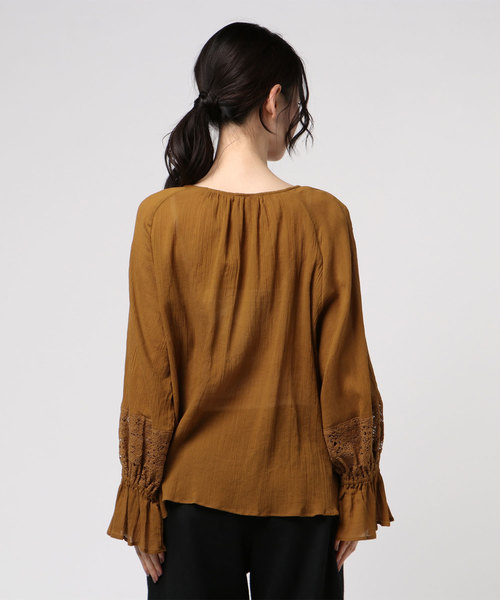 RIVE DROITE（リヴドロワ）の「楊柳レースブラウス（シャツ/ブラウス・レディース・レッド/ブロンズ・FREE）」の3枚目の写真