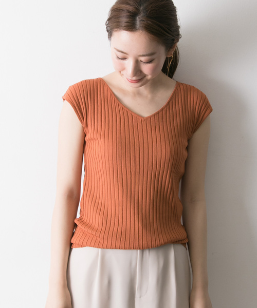 URBAN RESEARCH（アーバンリサーチ）の「【WEB限定】コンパクトリブニット(フレンチスリーブ)（ニット/セーター・レディース・オレンジ系その他/グレー/グリーン/ネイビー/ホワイト・FREE）」の5枚目の写真