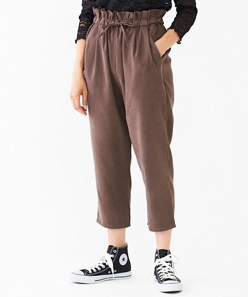 flower（フラワー）の「ビターテーパードパンツ（その他パンツ・レディース・ブラウン/グレー/ピンク/マスタード・FREE）」の2枚目の写真