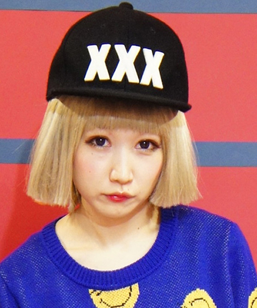 Candy Stripper（キャンディストリッパー）の「XXX CAP（キャップ・レディース・ホワイト×ブラック/ブラック×ブラック/ブラック×レッド/レッド系その他・FREE）」の3枚目の写真