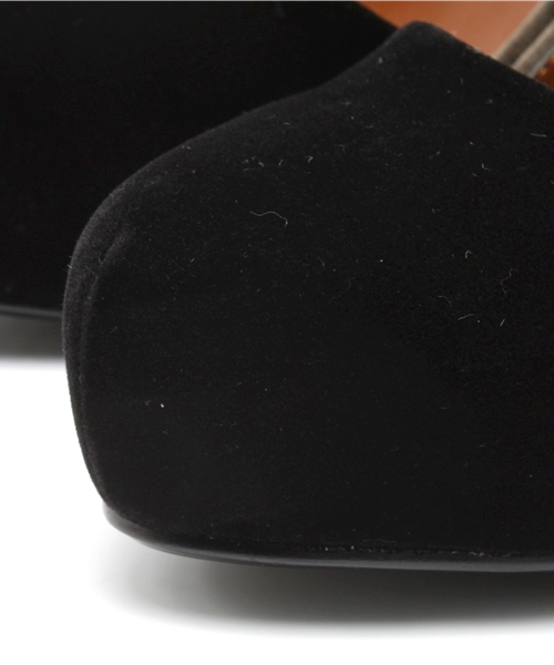 NANO universe（ナノユニバース）の「バイカラーポインテッドパンプス（パンプス・レディース・ブラック/グレイッシュベージュ・36/38/37）」の4枚目の写真