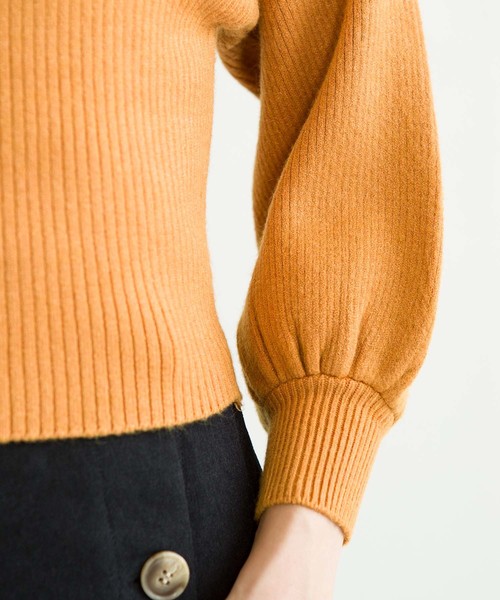 Jewelobe(ジュエローブ)の「袖ボリュームボトルネックリブニット(ニット/セーター・レディース・ブラック/グレー/オフホワイト/ピンク/イエロー・FREE)」の11枚目の写真